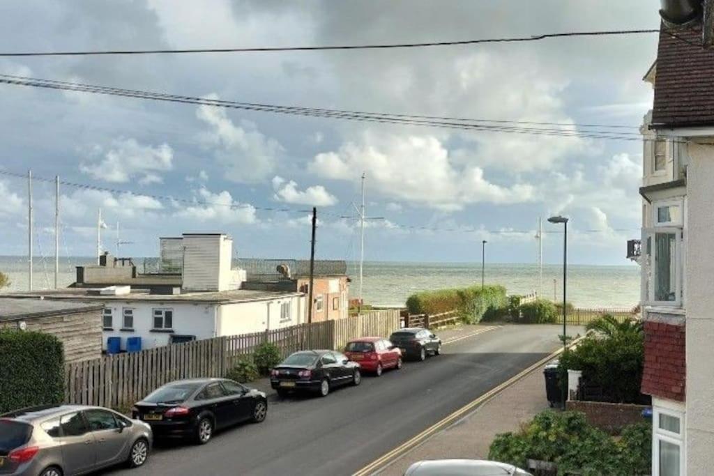 Guest Suite 50M From The Beach Bognor Regis Exterior foto